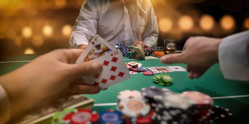 Cách Chơi Poker 68gamebai Chi Tiết Từ A - Z Cho Người Mới Bắt Đầu 1 Cách chơi Poker có thể không hề dễ với người mới bắt đầu
